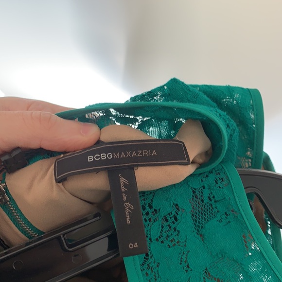 Green BCBG semi formal lace dress - Picture 4 of 4